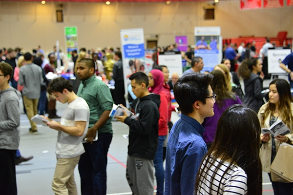 Student career fair {{brizy_dc_image_alt imageSrc=